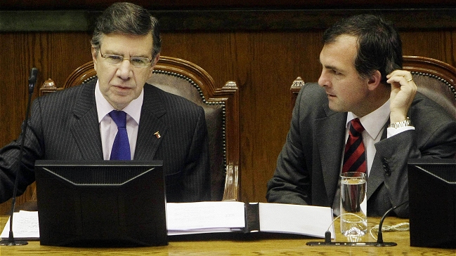 Joaquin Lavin junto a ESM